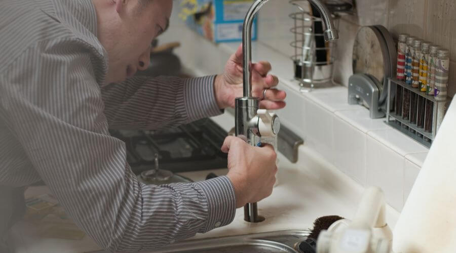 Professional sink repair in Milburn, OK